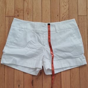 New York & Company Crisp White Women's Bermudas